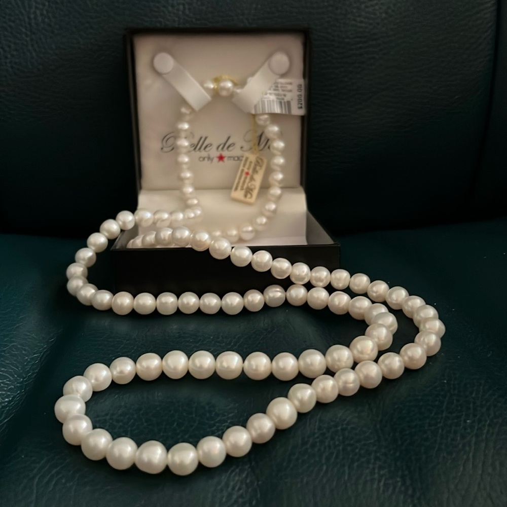 Stunning Long strand of Pearls